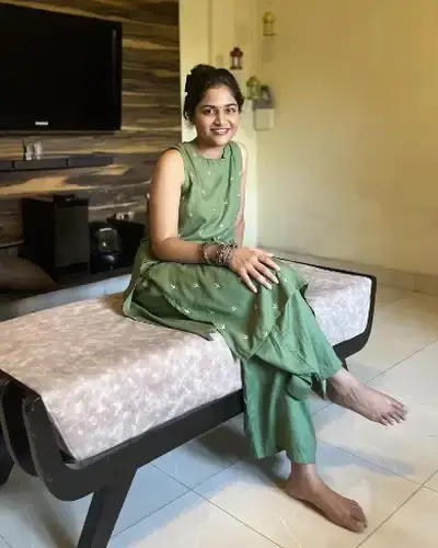 Ichhawar Call Girls